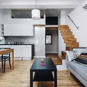 https://radziwiowska-27-main-station.krakowhotelspoland.com